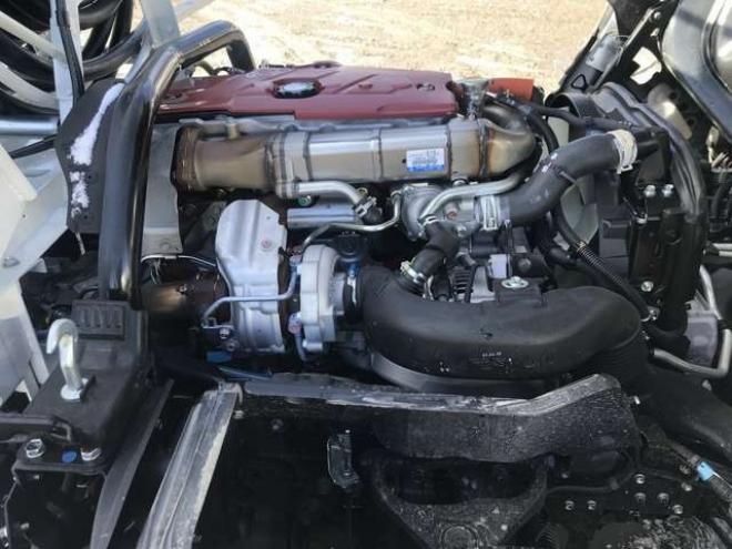 デュトロタンクローリー 2DG-XZU685M 新明和工業  4WD 4000