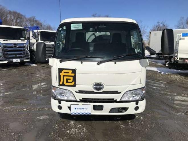 デュトロタンクローリー 2DG-XZU685M 新明和工業  4WD 4000