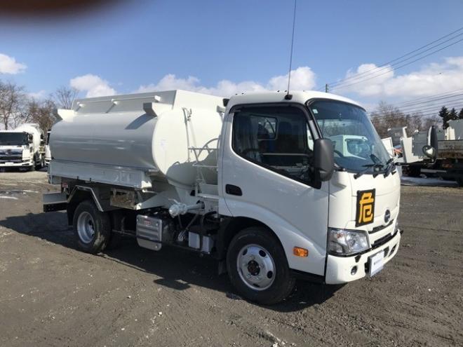 デュトロタンクローリー　2DG-XZU685M 新明和工業　 4WD 4000