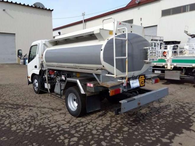 トヨエースタンクローリー　TKG-XZU685 極東開発工業　 4WD 4000