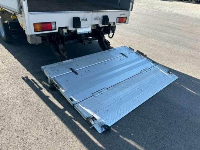 デュトロウイング　TKG-XZU720M 日本トレクス　 2WD 4000