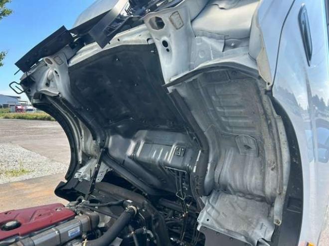 デュトロウイング　TKG-XZU720M 日本トレクス　 2WD 4000