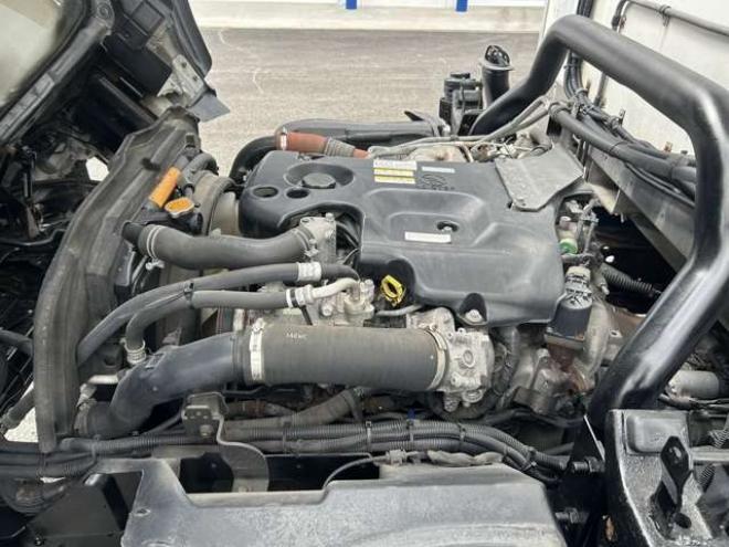 エルフ冷凍バン　TKG-NPS85AN 菱重　 4WD 2990