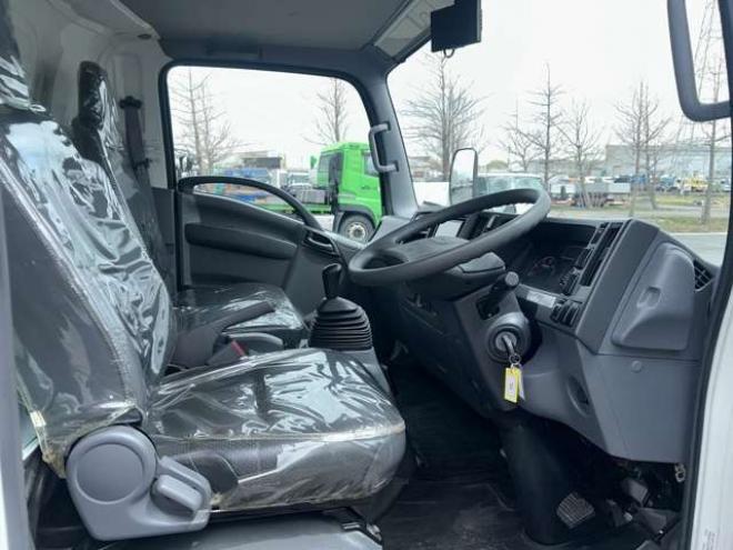 エルフ冷凍バン　TKG-NPS85AN 菱重　 4WD 2990