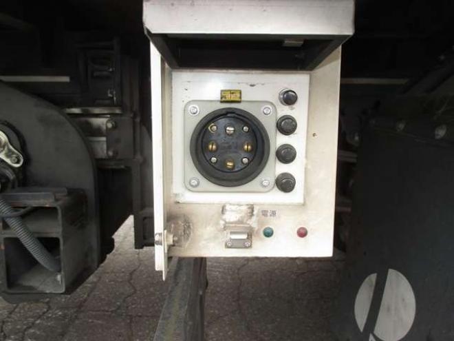 キャンター冷凍バン TKG-FEB80 菱重  2WD 2990