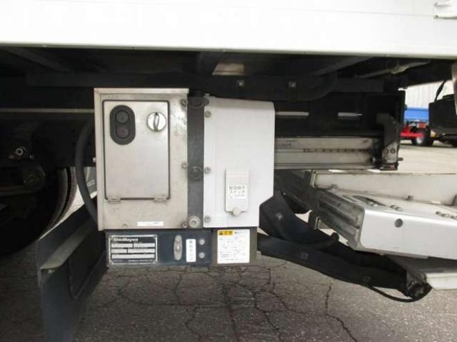 キャンター冷凍バン TKG-FEB80 菱重  2WD 2990