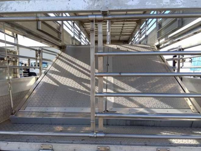 スーパーグレート家畜運搬車 QKG-FS54VZ  2WD 12800