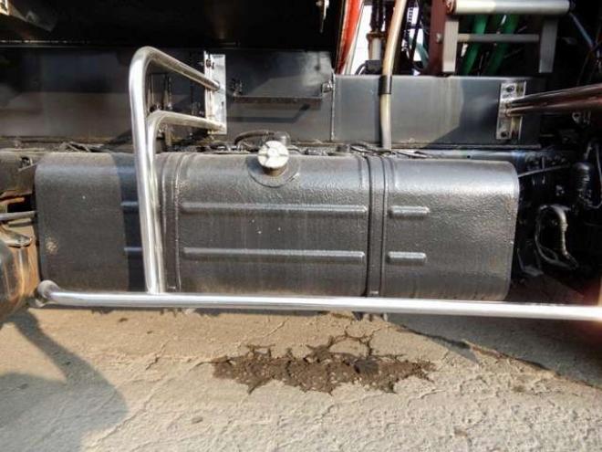 デュトロタンクローリー　TKG-XZU685M 東邦　 4WD 4000