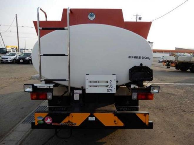 デュトロタンクローリー　TKG-XZU685M 東邦　 4WD 4000
