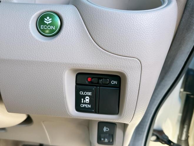 N-BOX660 G Lパッケージ 4WD　ローンが不安な方＜優遇ローン＞本州仕入　社外ナビ　バックカメラ　片側パワースライド　フルセグTV