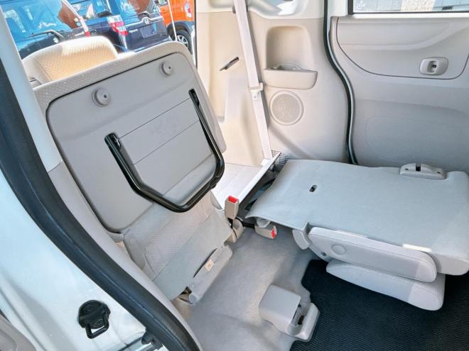 N-BOX660 G Lパッケージ 4WD　ローンが不安な方＜優遇ローン＞本州仕入　社外ナビ　バックカメラ　片側パワースライド　フルセグTV