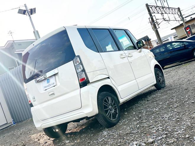 N-BOX660 G Lパッケージ 4WD　ローンが不安な方＜優遇ローン＞本州仕入　社外ナビ　バックカメラ　片側パワースライド　フルセグTV