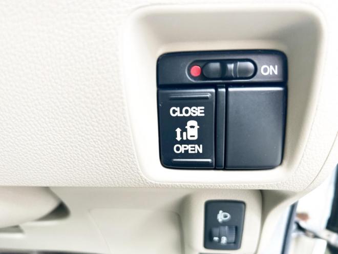 N-BOX660 G Lパッケージ 4WD　ローンが不安な方＜優遇ローン＞本州仕入　社外ナビ　バックカメラ　片側パワースライド　フルセグTV