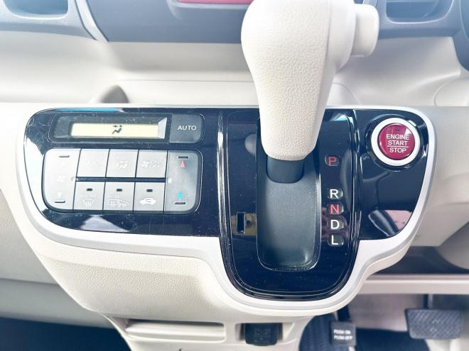 N-BOX660 G Lパッケージ 4WD　ローンが不安な方＜優遇ローン＞本州仕入　社外ナビ　バックカメラ　片側パワースライド　フルセグTV