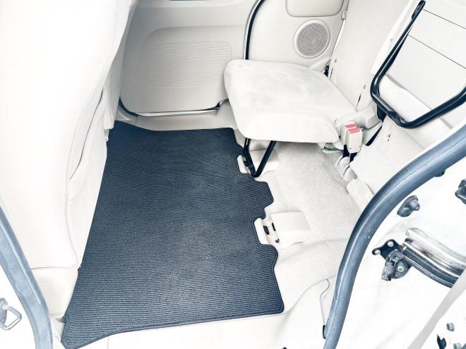 N-BOX660 G Lパッケージ 4WD　ローンが不安な方＜優遇ローン＞本州仕入　社外ナビ　バックカメラ　片側パワースライド　フルセグTV