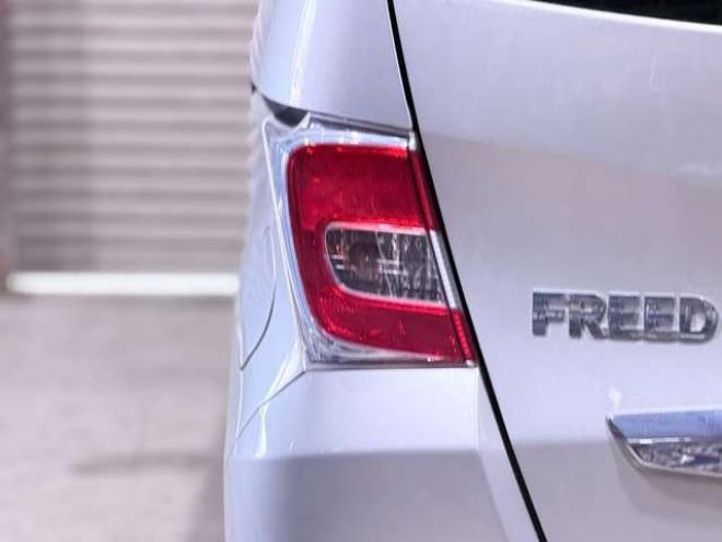 フリードハイブリッド1.5 ジャストセレクション 下廻防錆ナビBカメETCエンスタ 2WD 1500