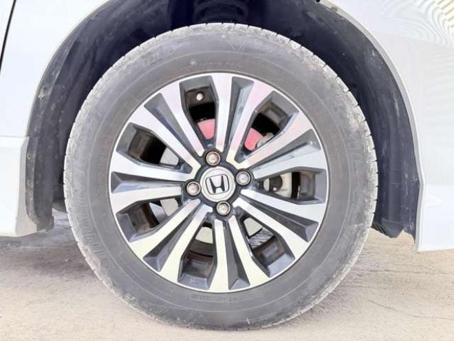 フリードハイブリッド1.5 ジャストセレクション 下廻防錆ナビBカメETCエンスタ 2WD 1500