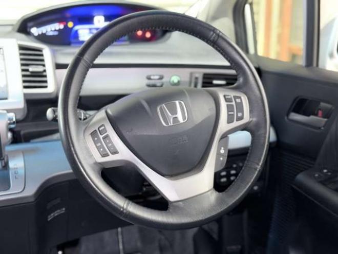 フリードハイブリッド1.5 ジャストセレクション 下廻防錆ナビBカメETCエンスタ 2WD 1500