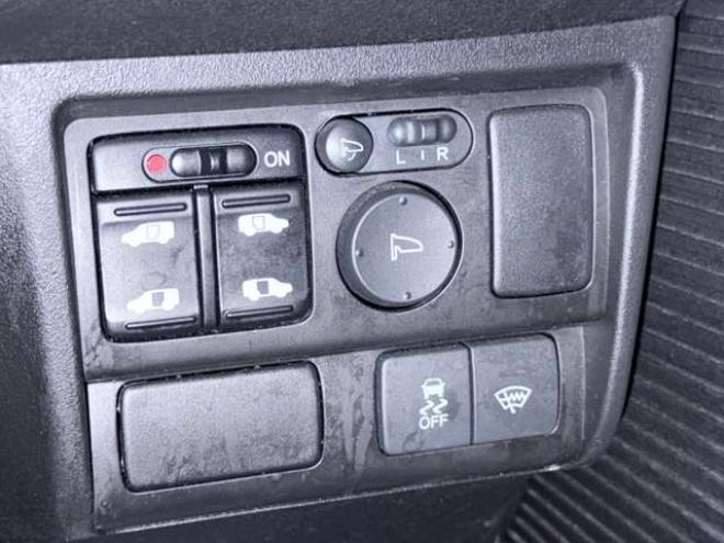 フリードハイブリッド1.5 ジャストセレクション 下廻防錆ナビBカメETCエンスタ 2WD 1500