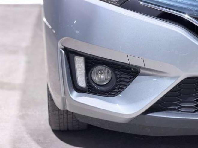 フィット1.3 13G Sパッケージ 4WD　下廻防錆キーレスナビ 1300