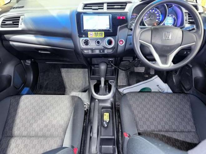 フィット1.3 13G Fパッケージ 4WD　下廻防錆TVナビETC 1300