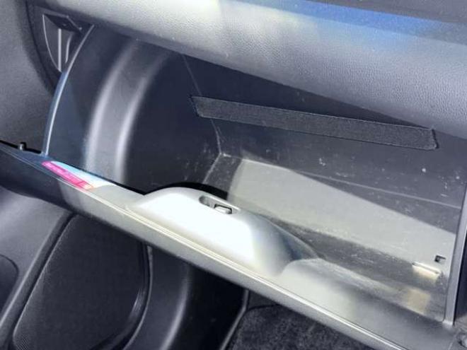 フィット1.3 13G Fパッケージ 4WD　下廻防錆TVナビETC 1300