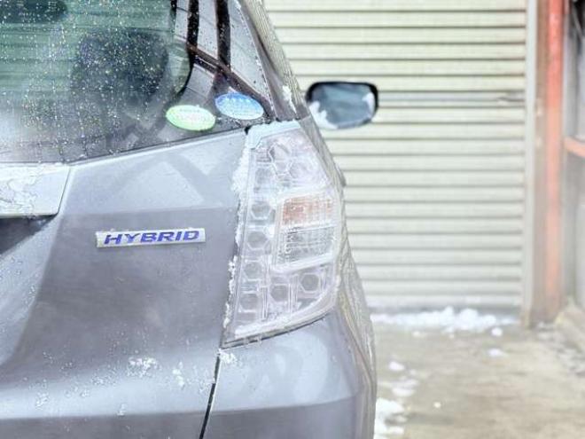 フィットシャトルハイブリッド1.3 下廻防錆キーレスTVナビETC 2WD 1300