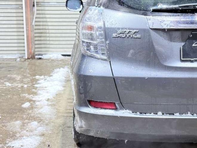 フィットシャトルハイブリッド1.3 下廻防錆キーレスTVナビETC 2WD 1300