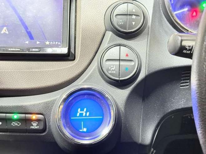 フィットシャトルハイブリッド1.3 下廻防錆キーレスTVナビETC 2WD 1300