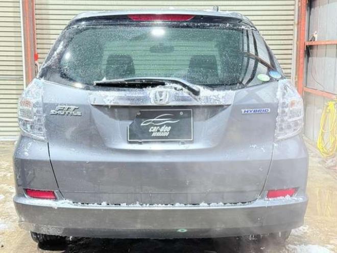 フィットシャトルハイブリッド1.3 下廻防錆キーレスTVナビETC 2WD 1300