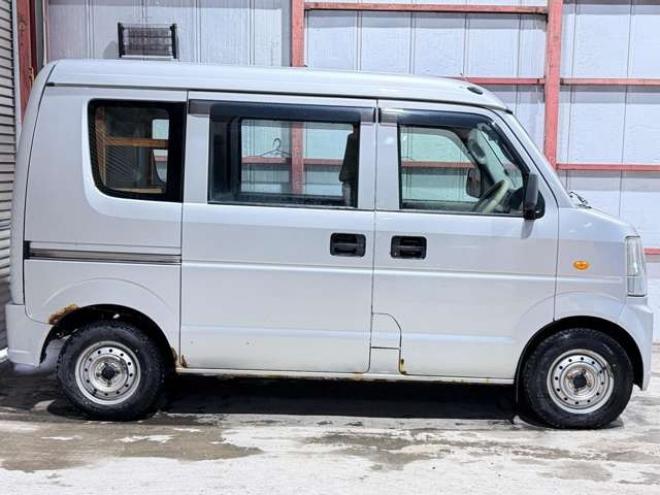 エブリィPA ハイルーフ 4WD　下廻防錆4WDTVナビ 660