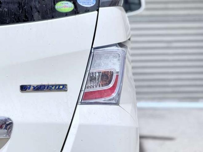 フリードスパイクハイブリッド1.5 ジャストセレクション 下廻防錆TVナビBカメETC 2WD 1500