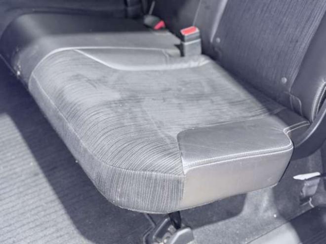 フリードスパイクハイブリッド1.5 ジャストセレクション 下廻防錆TVナビBカメETC 2WD 1500