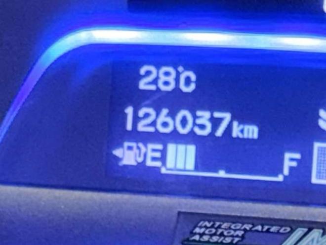 フリードスパイクハイブリッド1.5 ジャストセレクション 下廻防錆TVナビBカメETC 2WD 1500