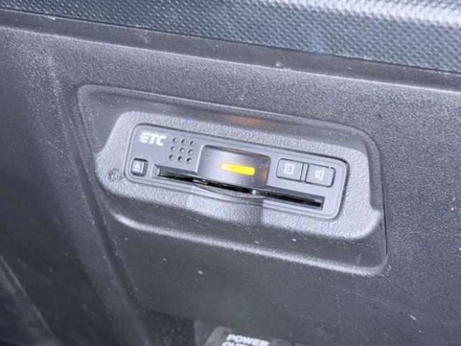 フリードスパイクハイブリッド1.5 ジャストセレクション 下廻防錆TVナビBカメETC 2WD 1500