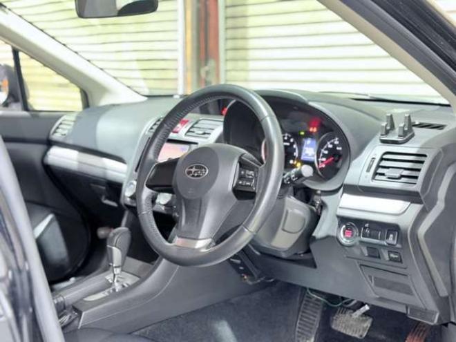 インプレッサスポーツ 2.0 i アイサイト 4WD 下廻防錆TVナビ 2000