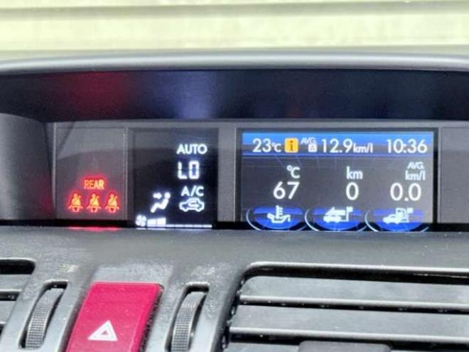 インプレッサスポーツ 2.0 i アイサイト 4WD 下廻防錆TVナビ 2000