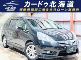 フィットシャトルハイブリッド 1.3 下廻防錆TVナビBカメETC夏冬タイヤ 2WD 1300