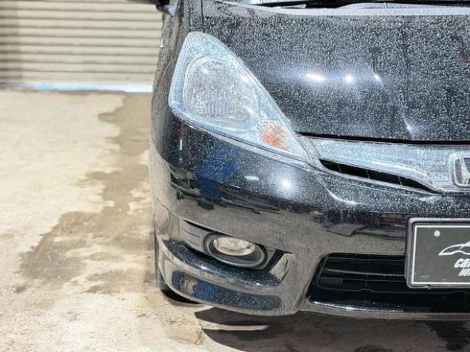 フィットシャトルハイブリッド1.3 下廻防錆TVナビBカメETC夏冬タイヤ 2WD 1300