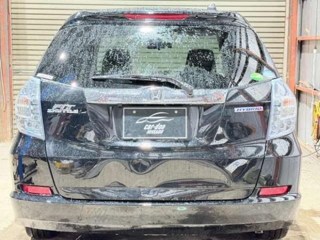 フィットシャトルハイブリッド1.3 下廻防錆TVナビBカメETC夏冬タイヤ 2WD 1300