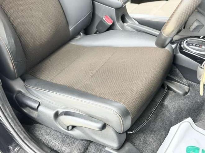 フィットシャトルハイブリッド1.3 下廻防錆TVナビBカメETC夏冬タイヤ 2WD 1300