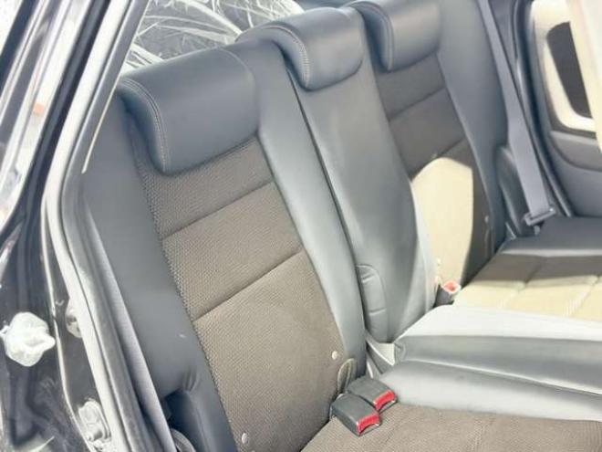 フィットシャトルハイブリッド1.3 下廻防錆TVナビBカメETC夏冬タイヤ 2WD 1300