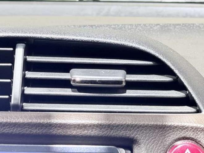 フィットシャトルハイブリッド1.3 下廻防錆TVナビBカメETC夏冬タイヤ 2WD 1300