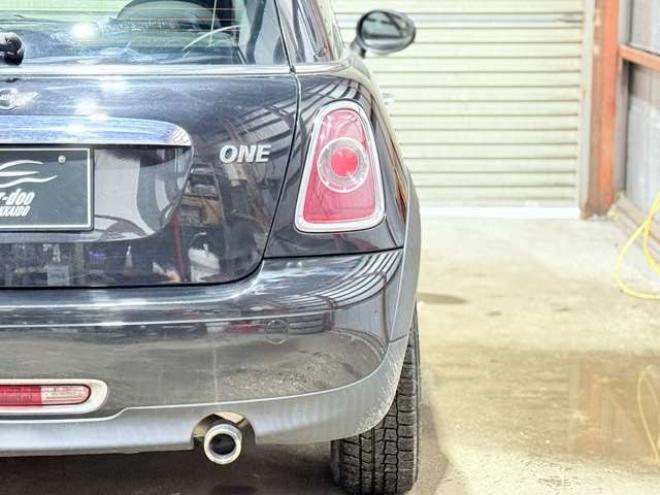 ミニワン　下廻防錆6速MTキーレスETC 正規輸入車 2WD 1600