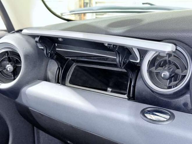 ミニワン　下廻防錆6速MTキーレスETC 正規輸入車 2WD 1600