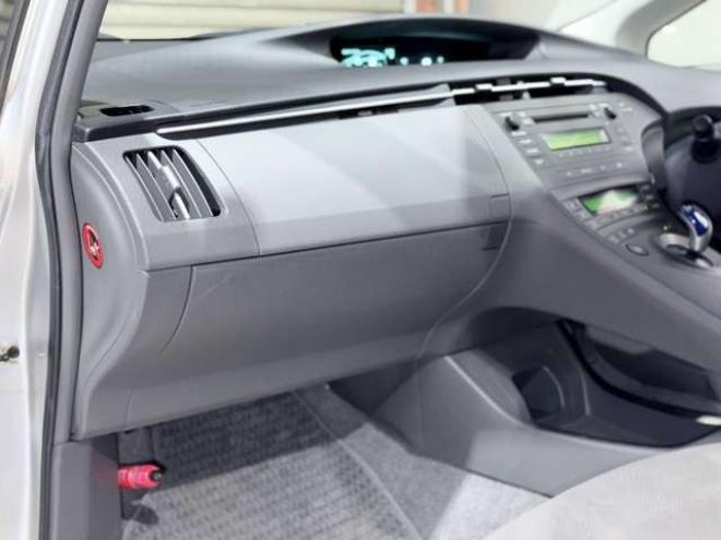 プリウス1.8 S 下廻防錆キーレスCD夏冬タイヤ 2WD 1800