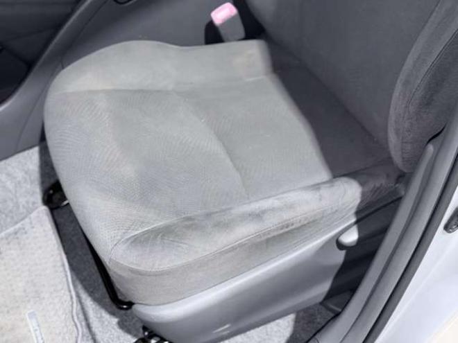 プリウス1.8 S 下廻防錆キーレスCD夏冬タイヤ 2WD 1800