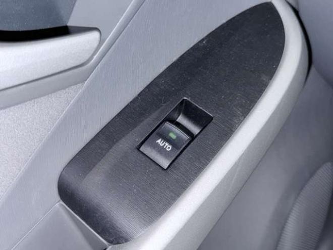 プリウス1.8 S 下廻防錆キーレスCD夏冬タイヤ 2WD 1800