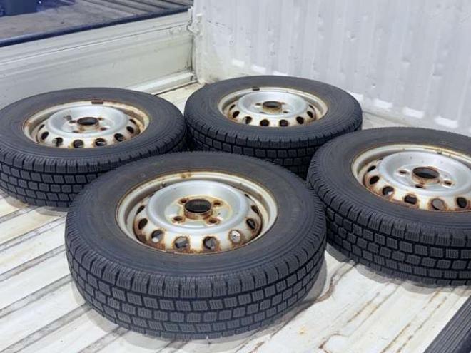 クリッパートラック SD 4WD　下廻防錆夏冬タイヤ 660