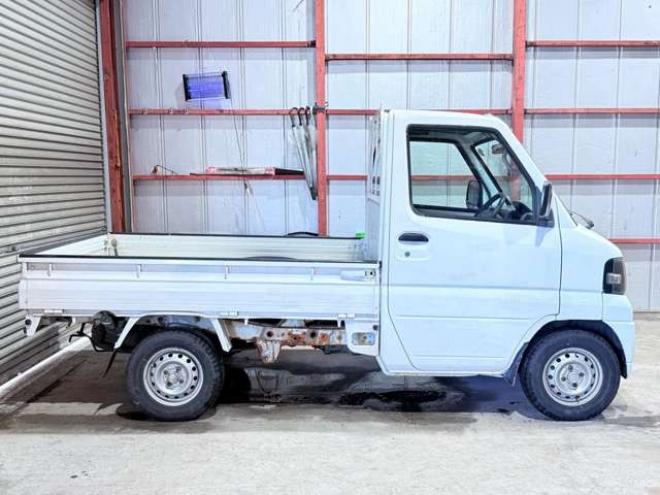 クリッパートラック SD 4WD　下廻防錆夏冬タイヤ 660